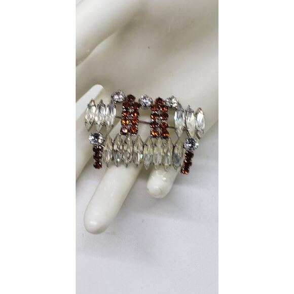 Vintage Rhinestone Brooch Shoulder Pin Clear & Topaz Silver Toned Abstract - Picture 14 of 15